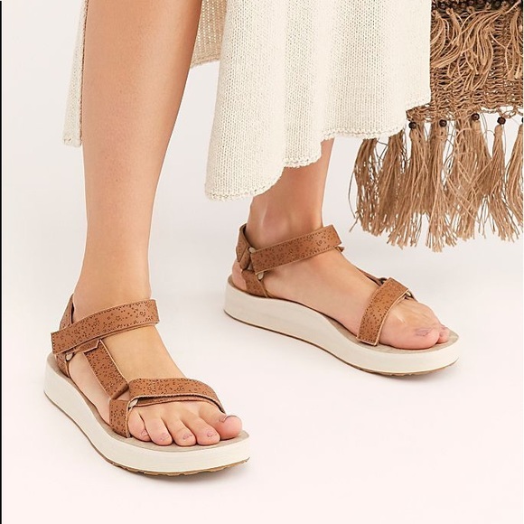 Brown tevas Clearance